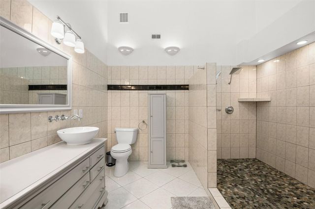 529 SANDY HOOK ROAD, Treasure Island, FL 33706