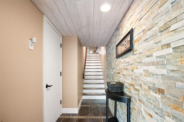 529 SANDY HOOK ROAD, Treasure Island, FL 33706