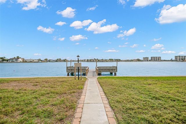 529 SANDY HOOK ROAD, Treasure Island, FL 33706