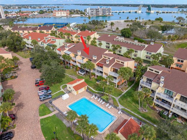 529 SANDY HOOK ROAD, Treasure Island, FL 33706