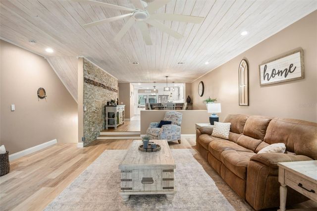 529 SANDY HOOK ROAD, Treasure Island, FL 33706