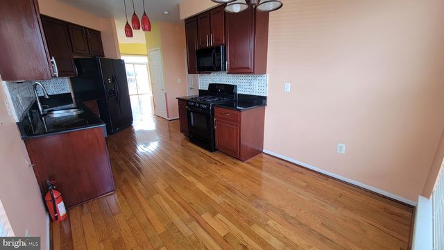 12132 TANGO LN, Woodbridge, VA 22193