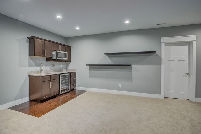 15 Cahill Court, Lakeside Park, KY 41017