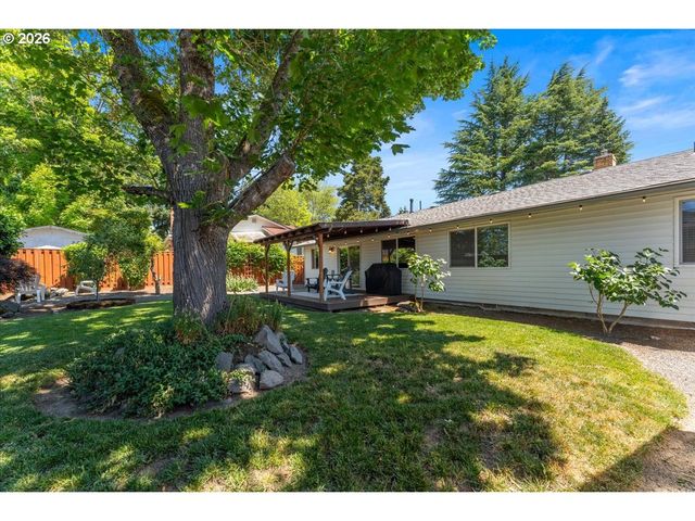 6075 Sw 171ST Ave, Beaverton, OR 97007