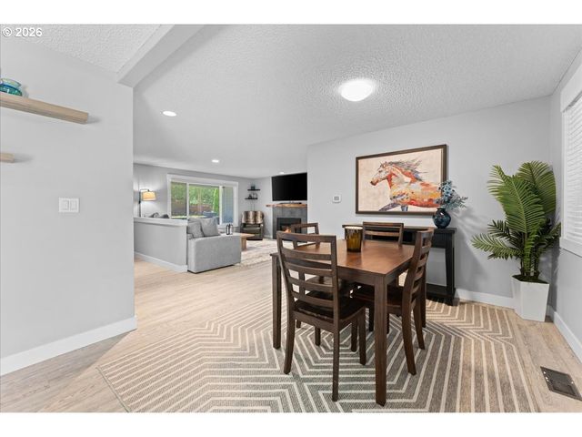 6075 Sw 171ST Ave, Beaverton, OR 97007