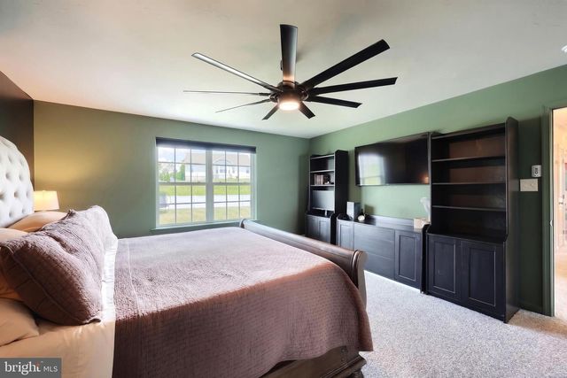 925 RIPPLE DR, Hanover, PA 17331