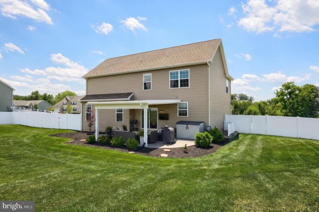 925 RIPPLE DR, Hanover, PA 17331