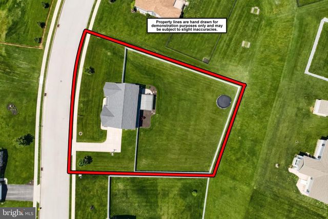 925 RIPPLE DR, Hanover, PA 17331