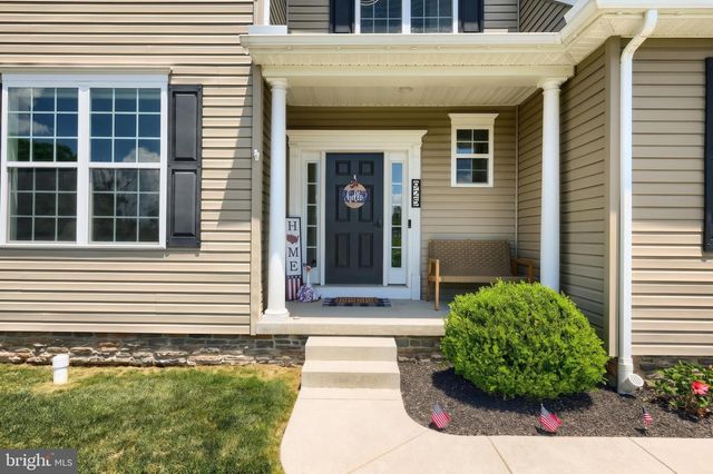 925 RIPPLE DR, Hanover, PA 17331