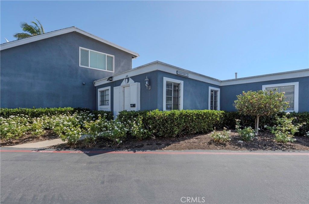 160 Yorktown, Costa Mesa, CA 92626 — exterior
