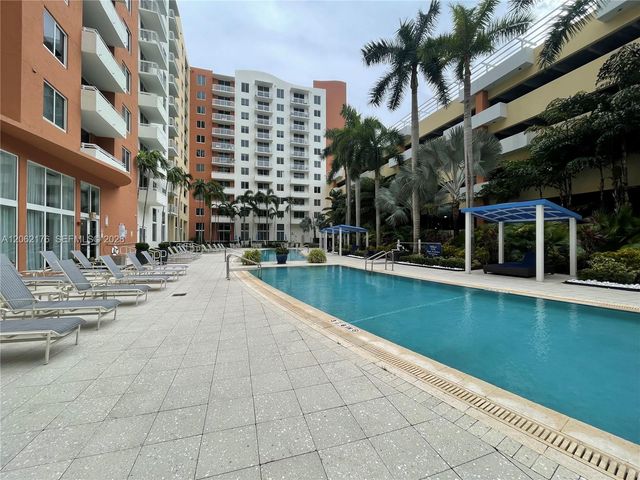 18800 NE 29th Avenue 418, Aventura, FL 33180
