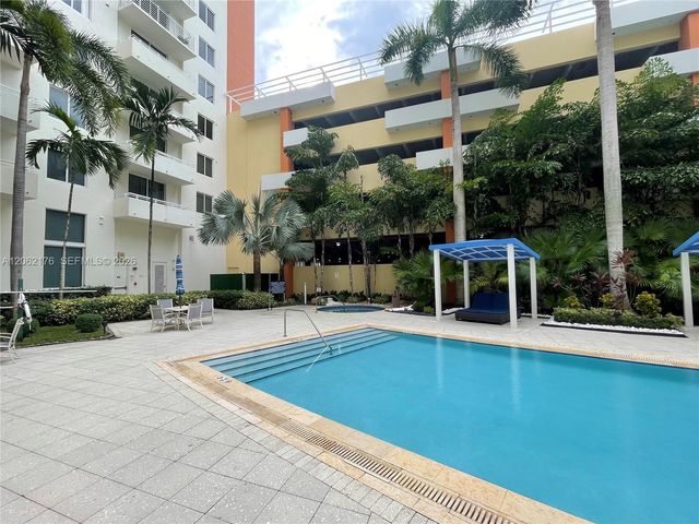 18800 NE 29th Avenue 418, Aventura, FL 33180