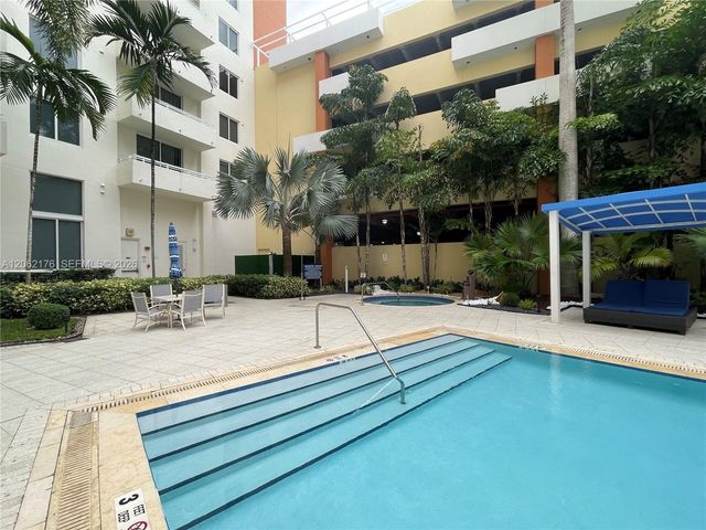 18800 NE 29th Avenue 418, Aventura, FL 33180