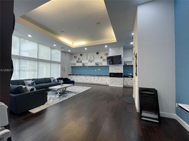 18800 NE 29th Avenue 418, Aventura, FL 33180