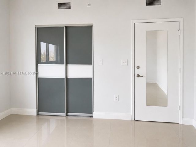18800 NE 29th Avenue 418, Aventura, FL 33180