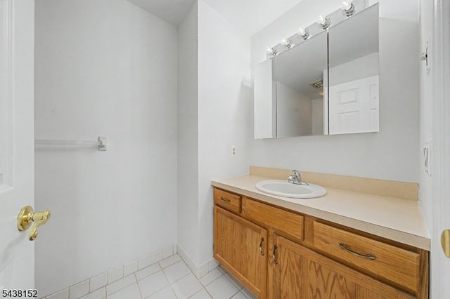 122 Richmond Rd, West Milford Twp., NJ 07480
