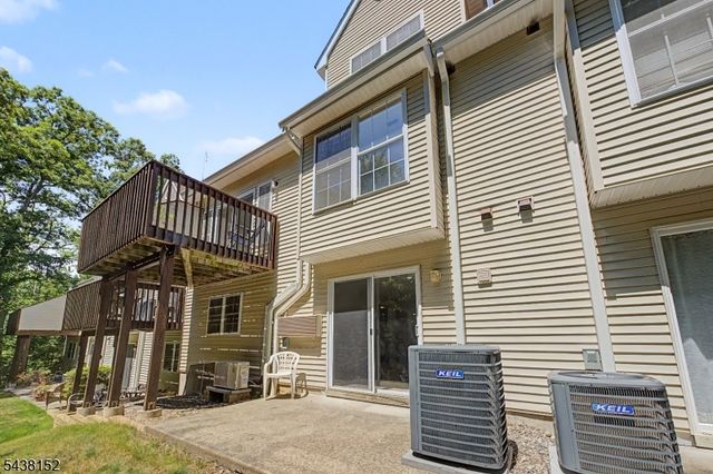 122 Richmond Rd, West Milford Twp., NJ 07480