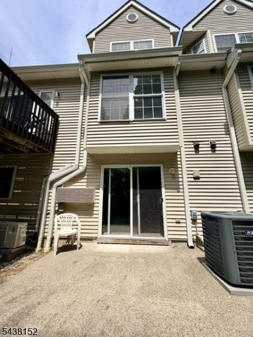 122 Richmond Rd, West Milford Twp., NJ 07480