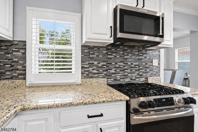35 Clinton St, Bloomfield Twp., NJ 07003