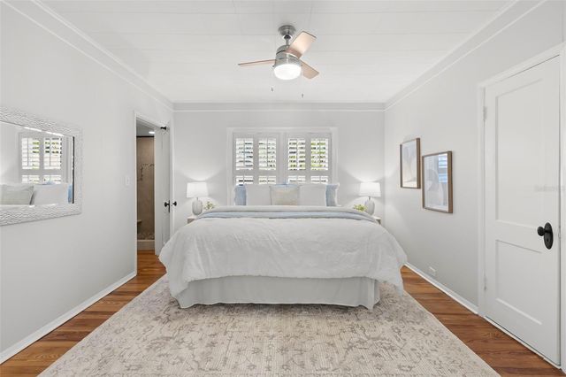 230 27TH STREET N, St Petersburg, FL 33713