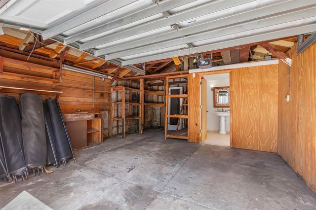 230 27TH STREET N, St Petersburg, FL 33713