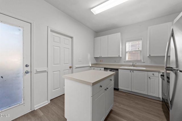 204 Mccarthy Drive, Clayton, NC 27527