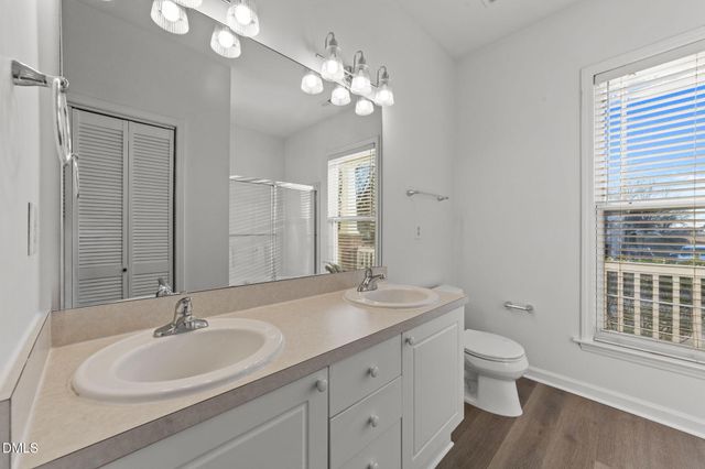 204 Mccarthy Drive, Clayton, NC 27527