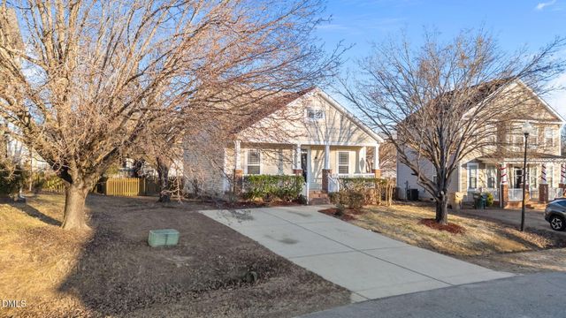 204 Mccarthy Drive, Clayton, NC 27527