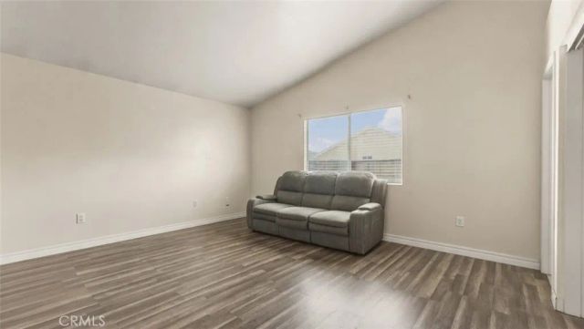 15460 Guava, Victorville, CA 92394