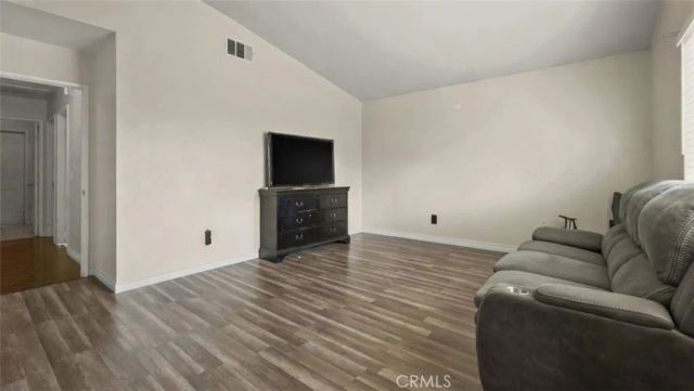15460 Guava, Victorville, CA 92394