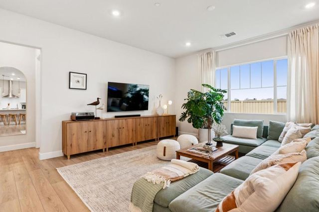 1889 Water Street, Brentwood, CA 94513