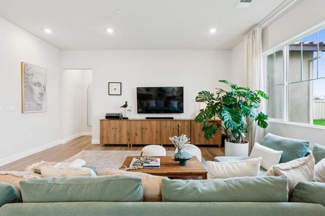 1889 Water Street, Brentwood, CA 94513