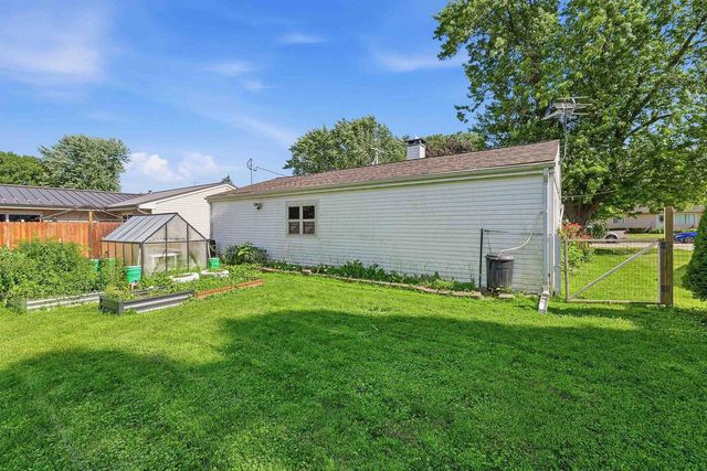140 Wisconsin Street, Beaver Dam, WI 53916
