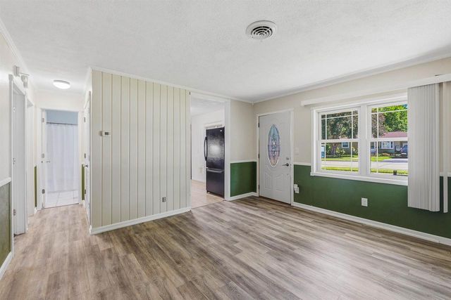 140 Wisconsin Street, Beaver Dam, WI 53916