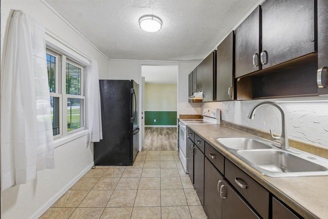 140 Wisconsin Street, Beaver Dam, WI 53916