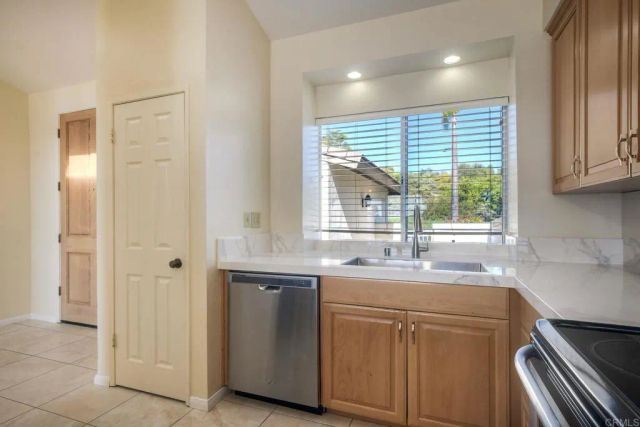 4781 ARGOSY Lane, Carlsbad, CA 92008