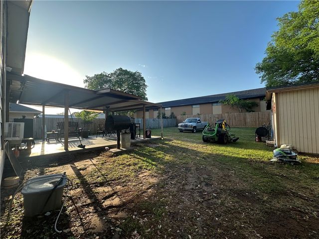 114 Rebecca Street, Bryan, TX 77801