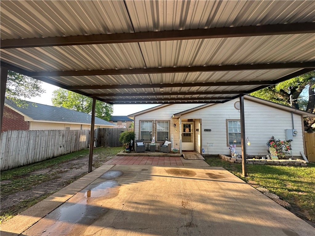 114 Rebecca Street, Bryan, TX 77801 — photo 2
