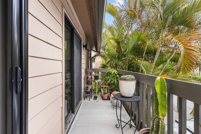 1702 GLENHOUSE DRIVE 410, Sarasota, FL 34231