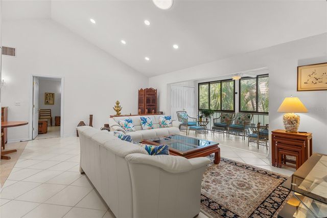1702 GLENHOUSE DRIVE 410, Sarasota, FL 34231