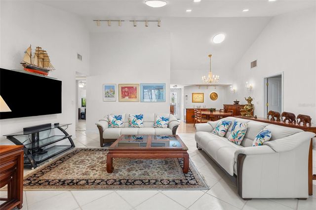1702 GLENHOUSE DRIVE 410, Sarasota, FL 34231