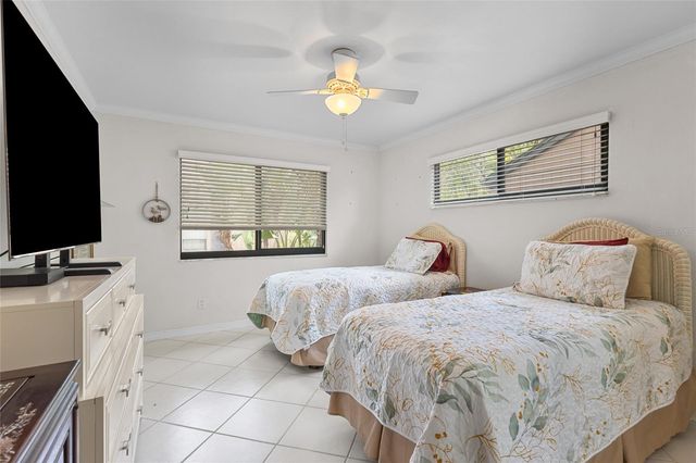 1702 GLENHOUSE DRIVE 410, Sarasota, FL 34231