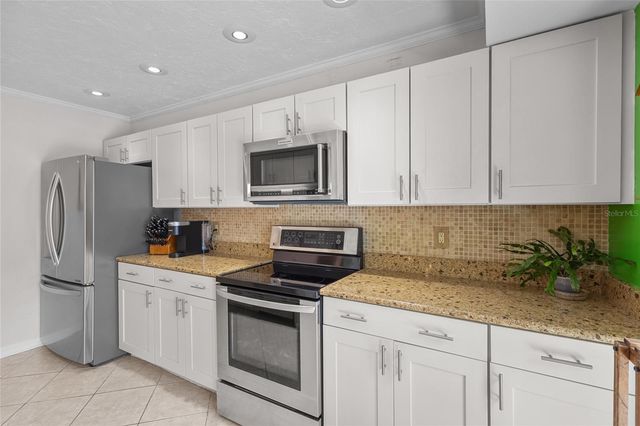 1702 GLENHOUSE DRIVE 410, Sarasota, FL 34231
