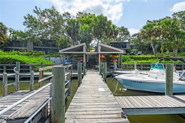 1702 GLENHOUSE DRIVE 410, Sarasota, FL 34231
