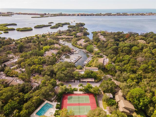 1702 GLENHOUSE DRIVE 410, Sarasota, FL 34231
