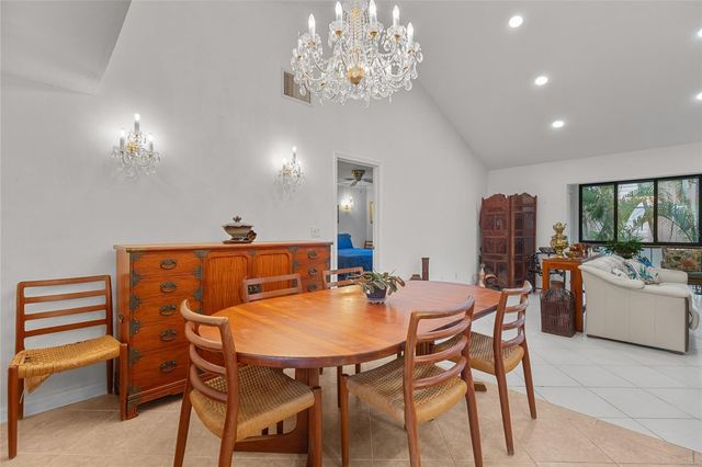1702 GLENHOUSE DRIVE 410, Sarasota, FL 34231