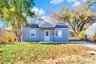 2131 S Spruce St, Wichita, KS 67211