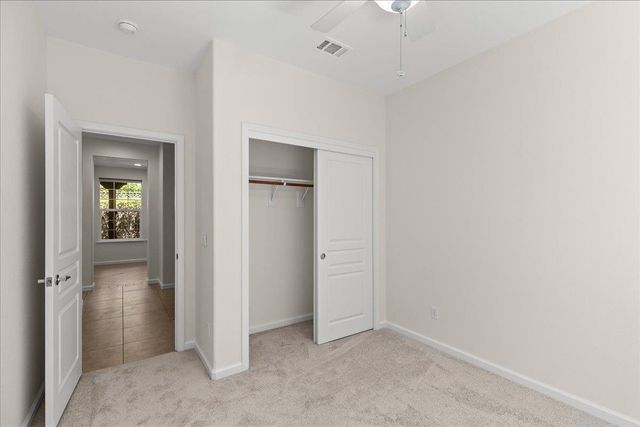 375 Applegate Dr, Oakdale, CA 95361