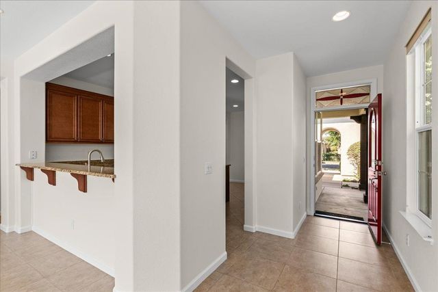 375 Applegate Dr, Oakdale, CA 95361