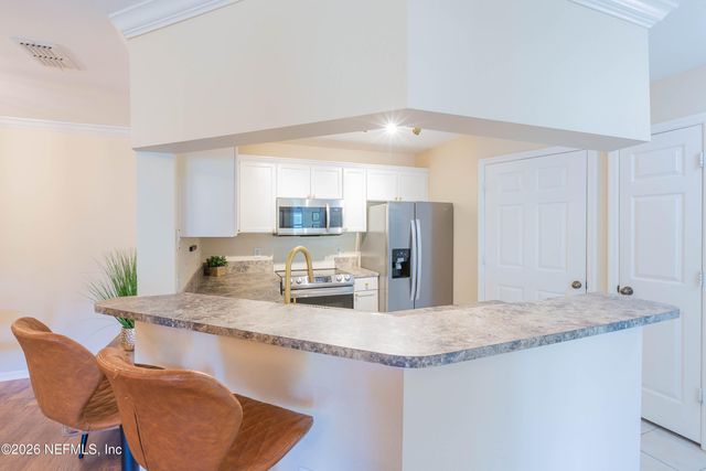 10961 BURNT MILL Road 734, Jacksonville, FL 32256